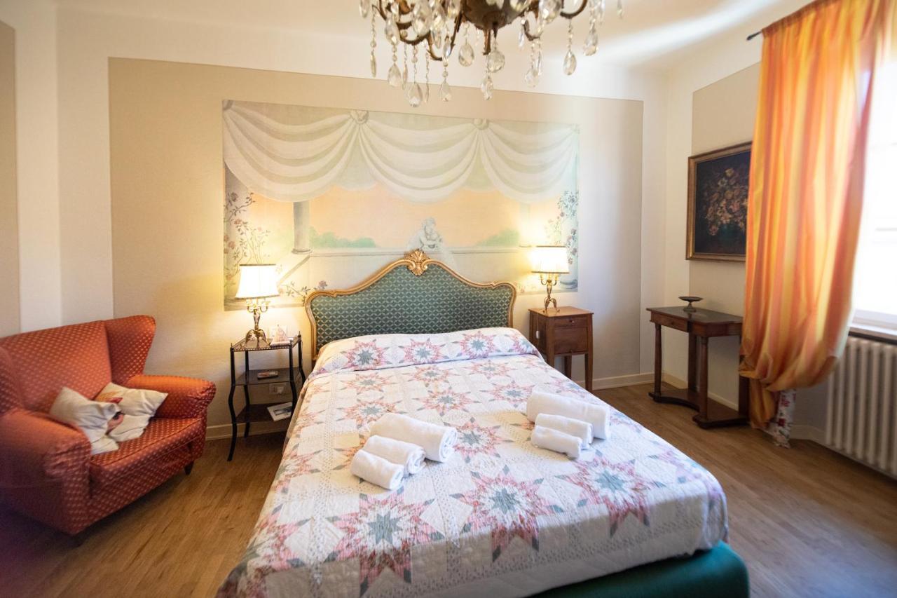 Ferienwohnung Residenza Al Pavone Luxury With Terrace Lucca Exterior foto