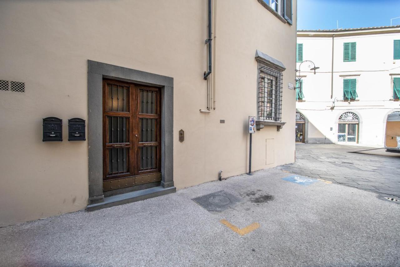 Ferienwohnung Residenza Al Pavone Luxury With Terrace Lucca Exterior foto