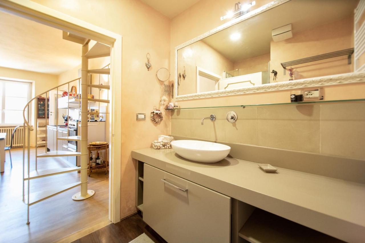 Ferienwohnung Residenza Al Pavone Luxury With Terrace Lucca Exterior foto
