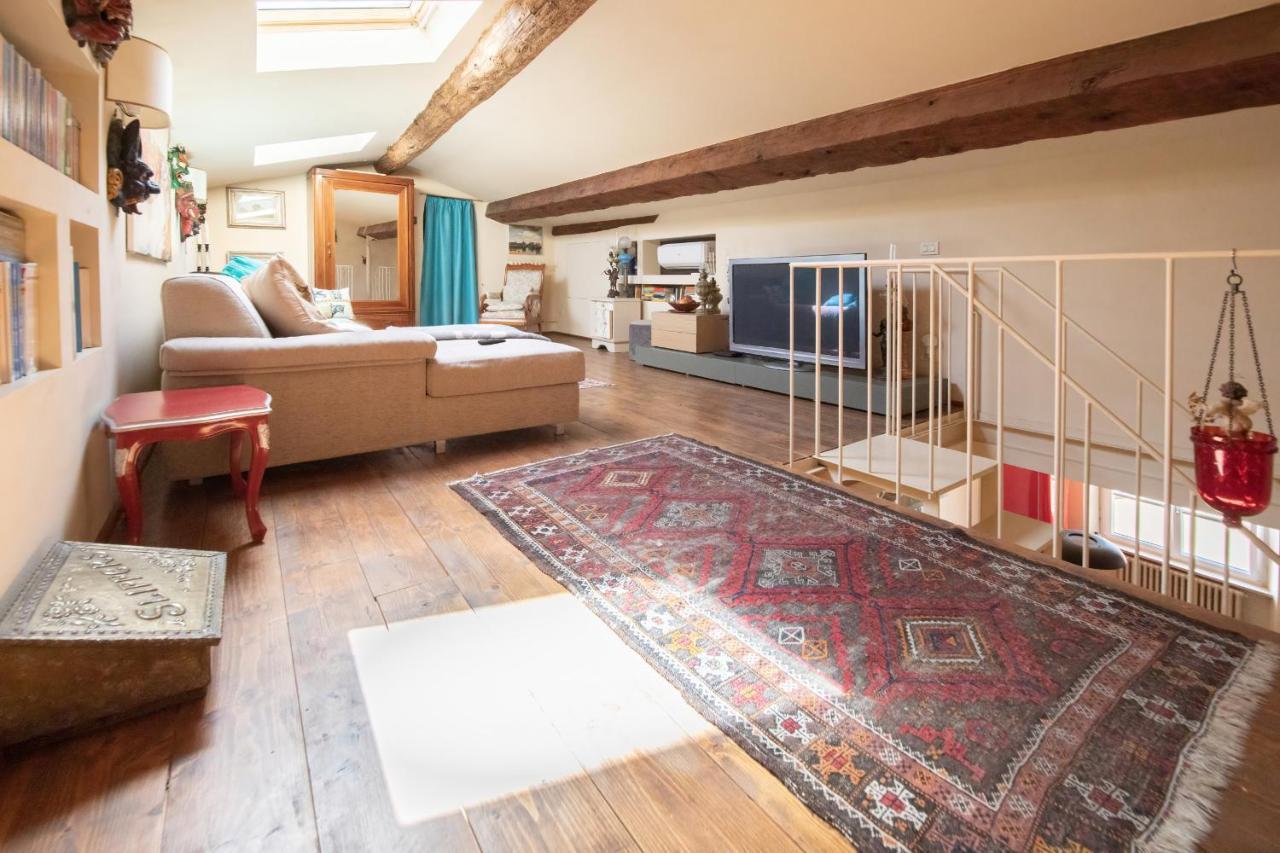 Ferienwohnung Residenza Al Pavone Luxury With Terrace Lucca Exterior foto