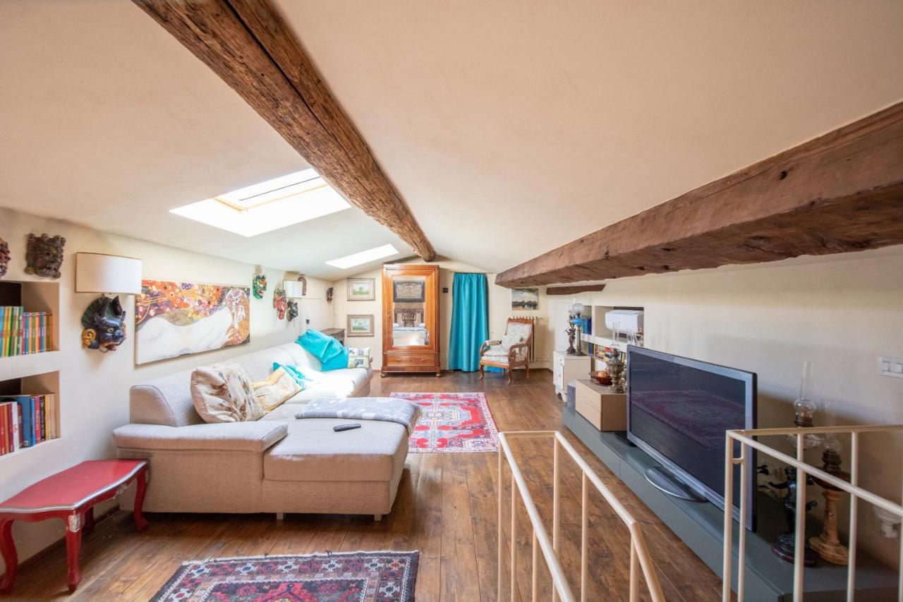 Ferienwohnung Residenza Al Pavone Luxury With Terrace Lucca Exterior foto
